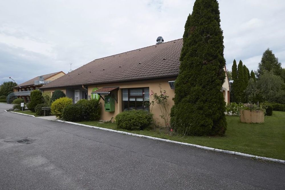Kyriad Direct Epinal Exterior photo